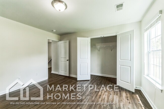 Building Photo - 2330 McCampbell Wells Way