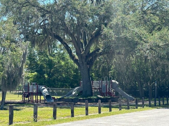 Building Photo - 4801 Airport Rd