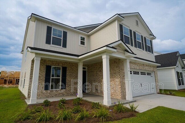 Building Photo - 16 Roxbury Dr