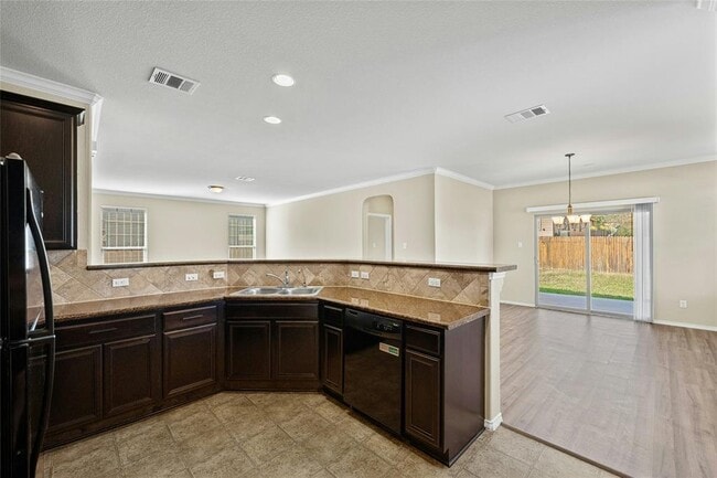 Building Photo - 245 Sheep Trail Dr