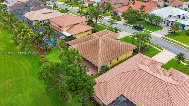 Building Photo - 720 Cypress Pointe Dr W
