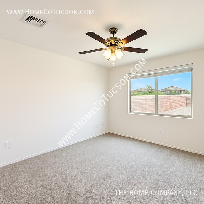 Building Photo - 5560 W Tumacacori Trl