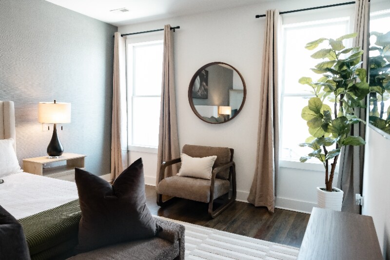 Building Photo - 407b 35th Ave N