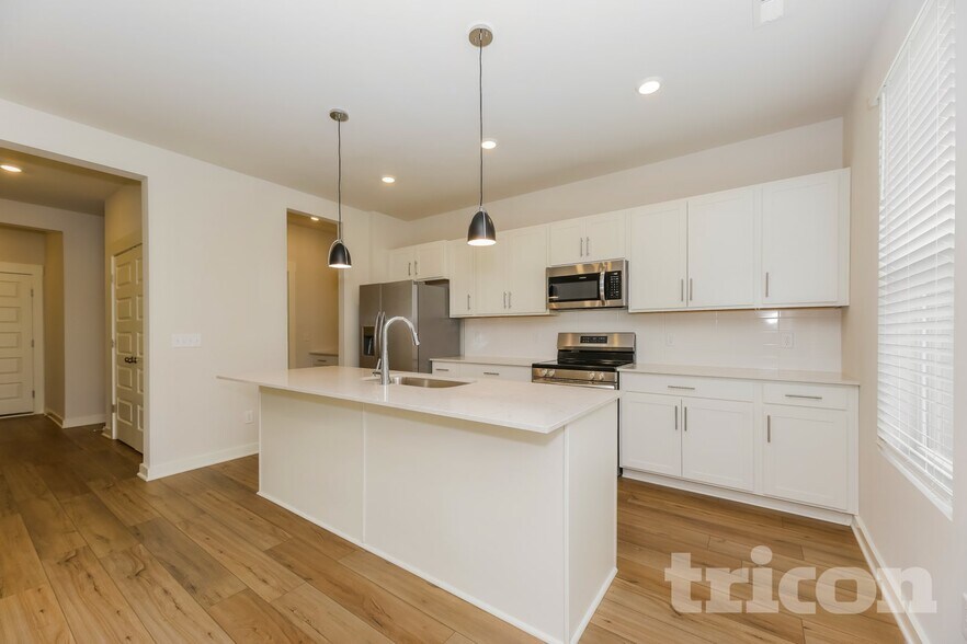 Building Photo - 6319 Trace Point Ct