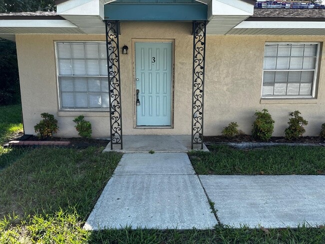 Primary Photo - 610 Emerald Ave