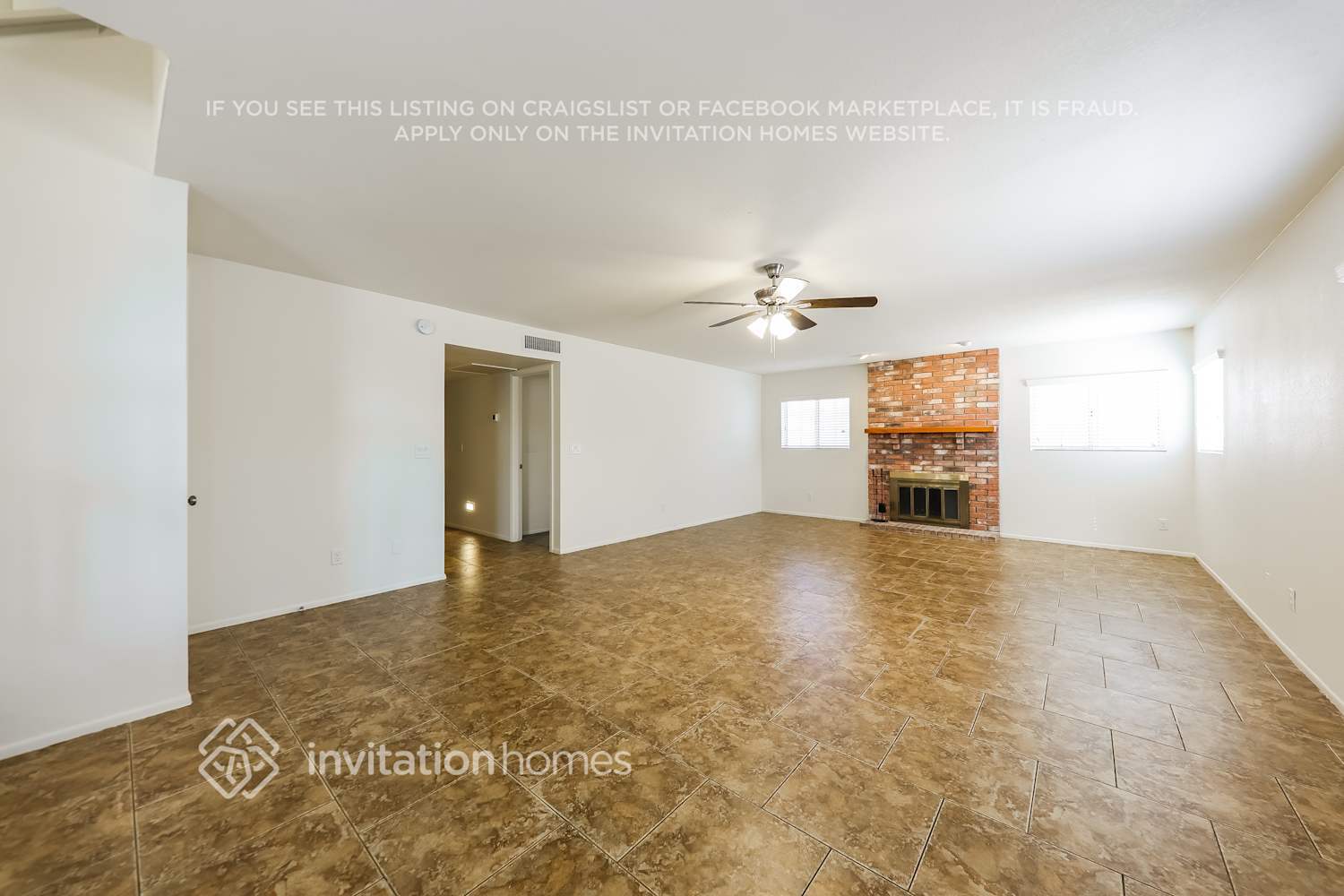 Building Photo - 5584 W Mercer Ln