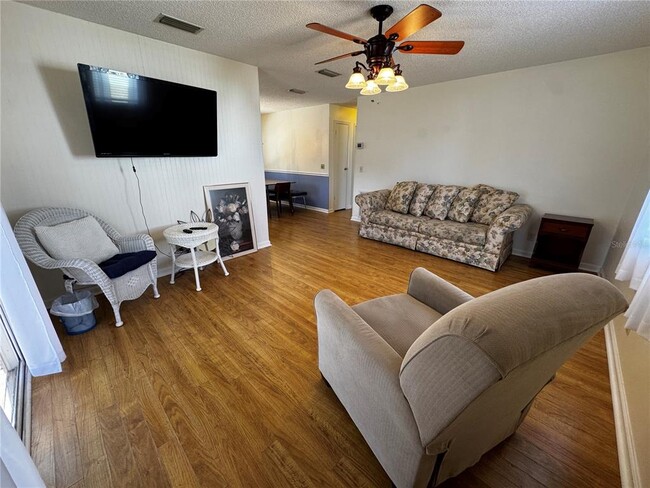 Building Photo - 1218 Pompano Ln