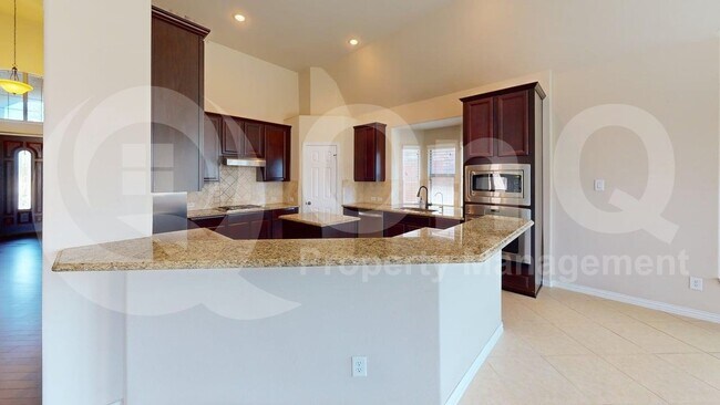 Building Photo - 7483 Hidden Cove Ln