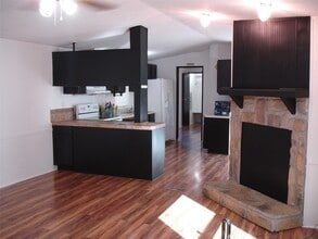 Building Photo - 4225 Wells Dr