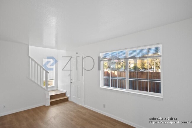 Building Photo - 29213 Dixon St