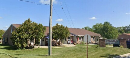 Building Photo - 1200 Rays Dr