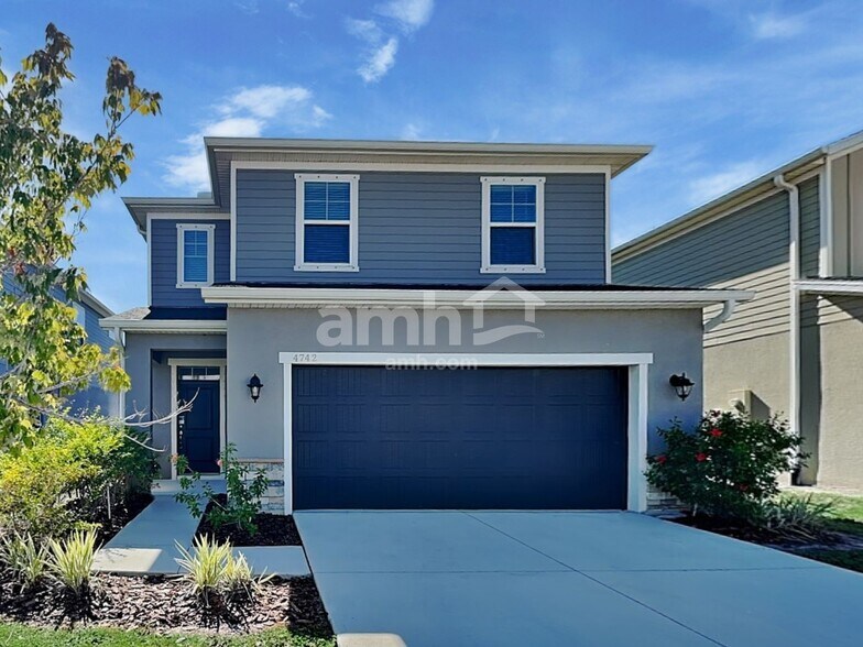 Primary Photo - 4742 Reisswood Loop