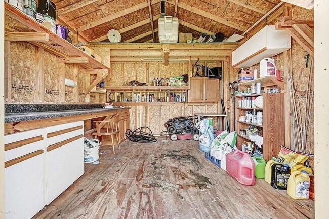 Building Photo - Remodeled Home Near Schools