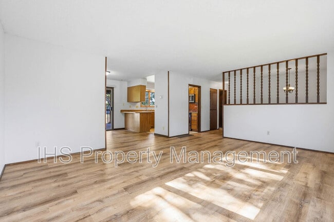 Building Photo - 603 N Conway Pl