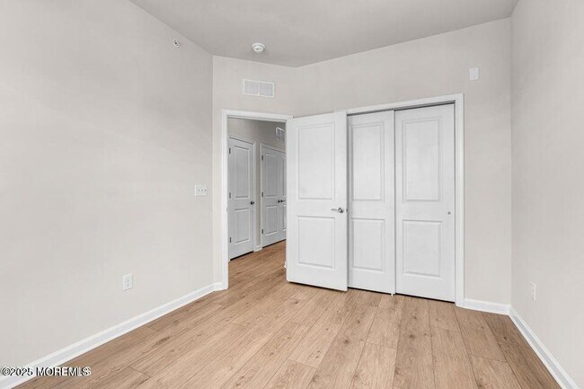 Building Photo - 75 Driftwood Cir