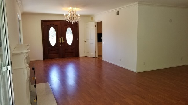 Entry Hall - 9031 Alto Cedro Dr