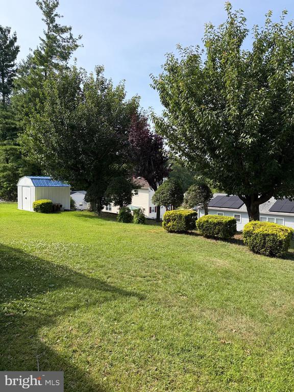 Building Photo - 1234 Pleasant Valley Dr