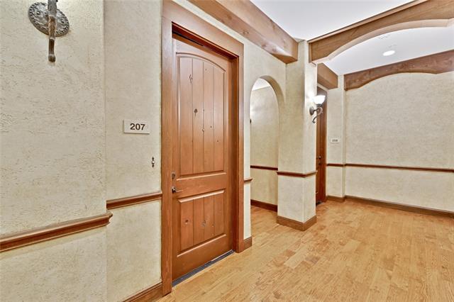 Building Photo - 610 Via Ravello