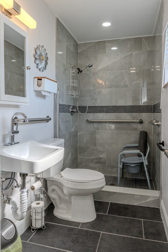 Building Photo - Comfort-Focused Senior Living Community – Fully Furnished | Utilities Included