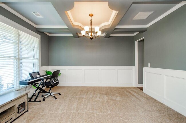 Building Photo - 4669 Sierra Creek Dr NE