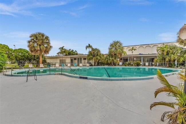 Building Photo - 1300 NW 43 Terrace