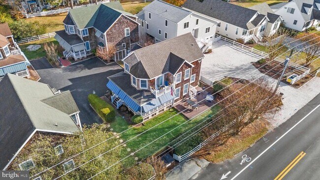 Building Photo - 330 Garfield Pkwy