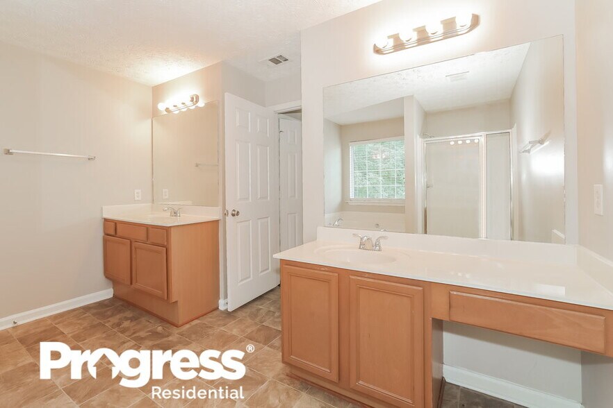 Building Photo - 4142 Laurel Bend Ct