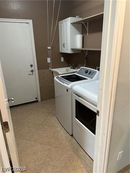 Building Photo - 2805 Alma Lidia Ave