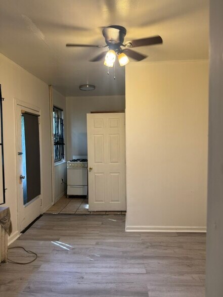 Building Photo - 126 N 49th St
