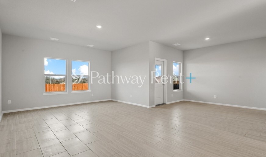 Building Photo - 8408 Hollymead Ln