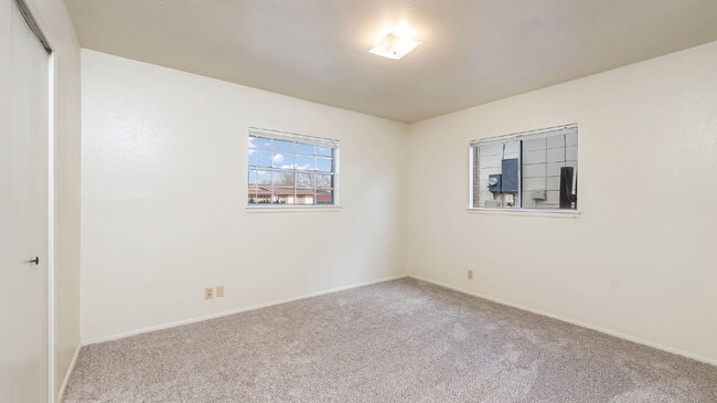 Building Photo - 4710 Casa Bello St