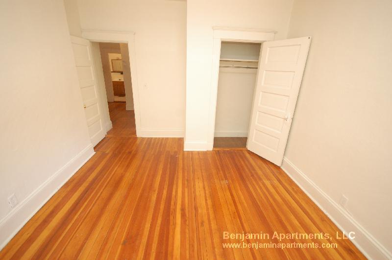 Building Photo - 1377 Commonwealth Ave