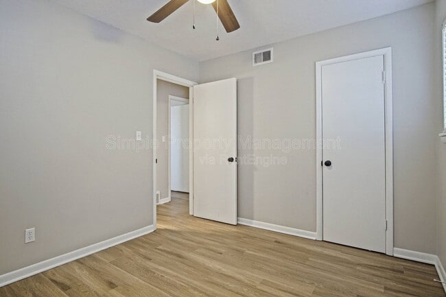 Building Photo - 1607 Denison Dr