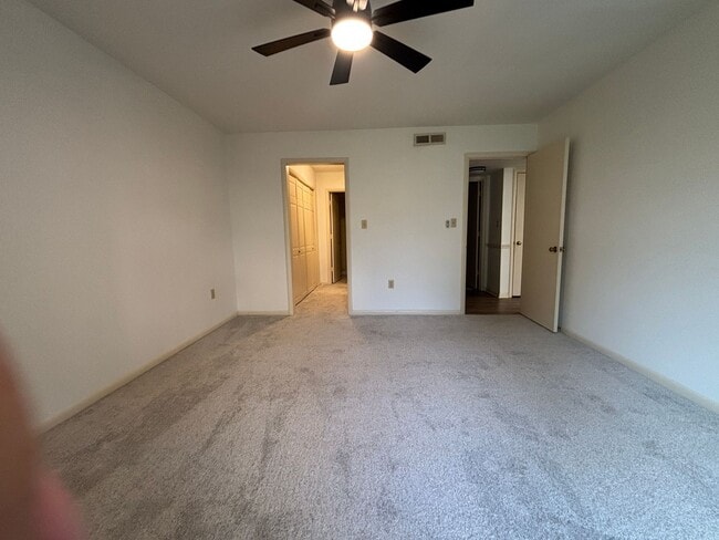 Building Photo - 5260 Crossbow Cir