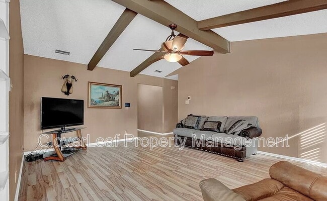 Building Photo - 1242 Hollyhock Ln