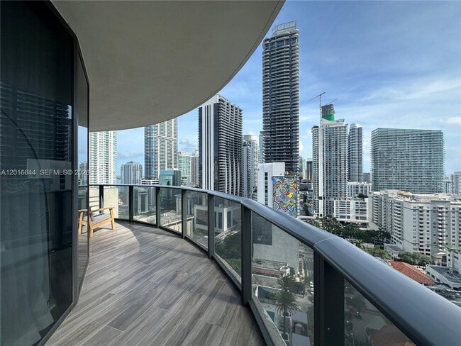 Building Photo - 801 S Miami Ave