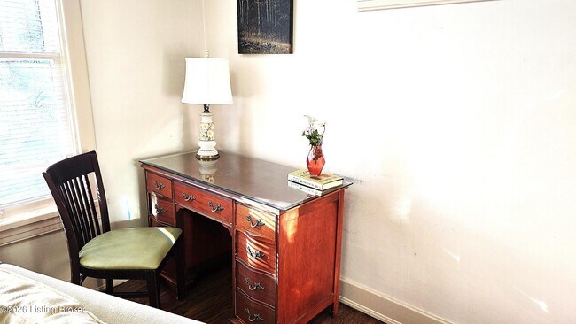 Building Photo - 1375 S 1st St