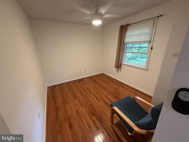 Building Photo - 4360 Greenberry Ln