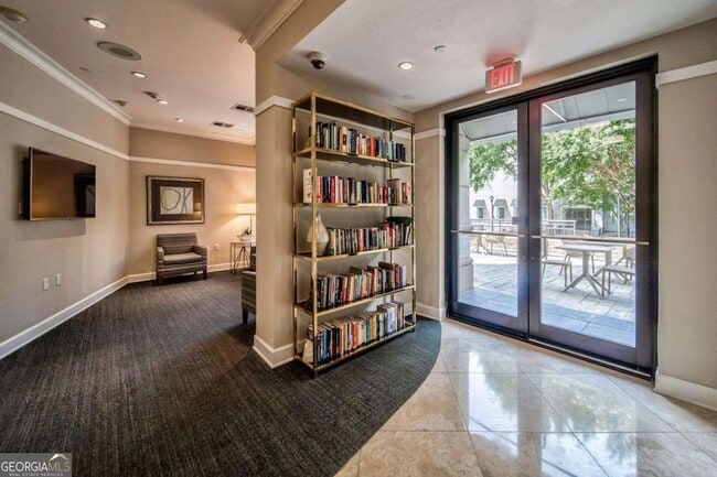 Building Photo - 3445 N Stratford Rd NE