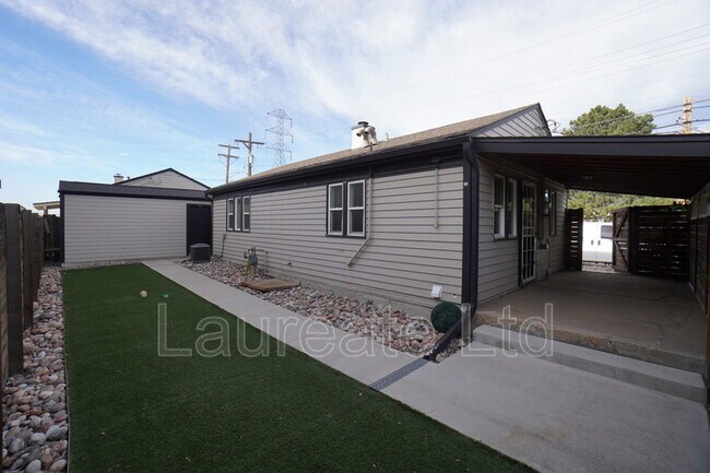 Building Photo - 4088 S Clay St