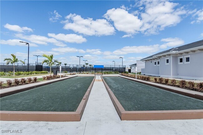 Building Photo - 5555 Double Eagle Cir