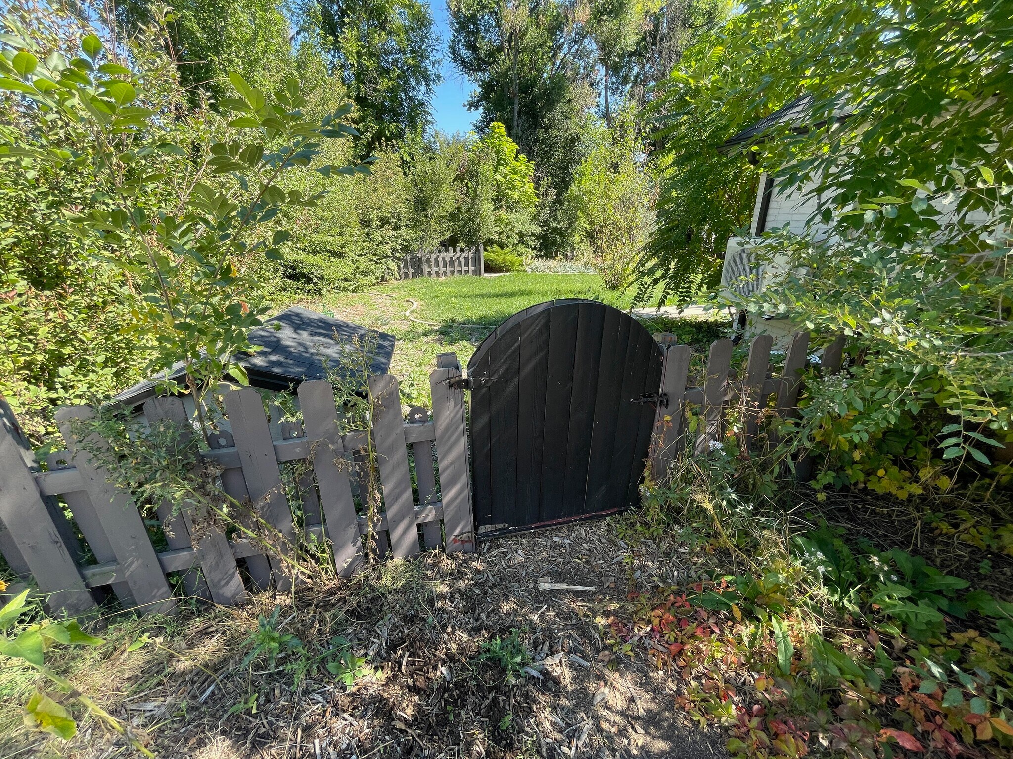 Building Photo - 1991 Glen Garry Dr