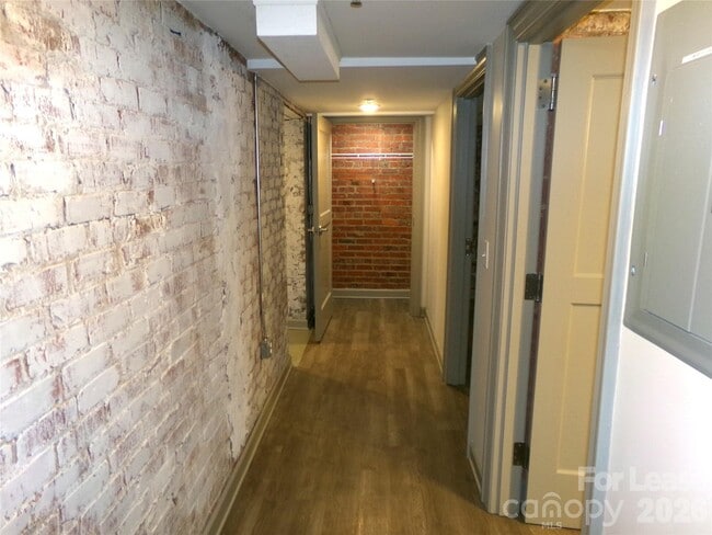 Building Photo - 197 N 2nd St