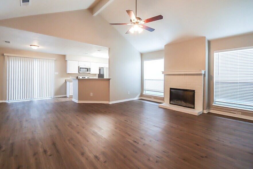 Building Photo - 8514 Southmeadow Dr
