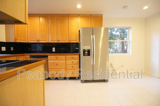 Building Photo - 2129 Grayson Pl