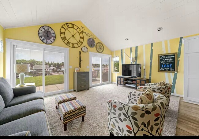 Building Photo - 8043 S Portage Rd