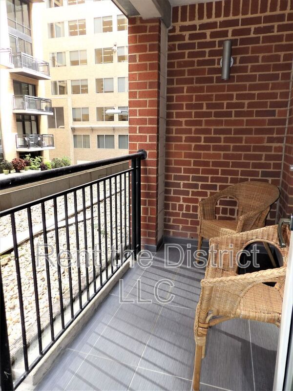 Building Photo - 915 E Street NW