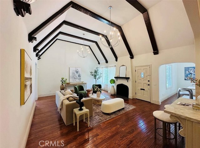 Building Photo - 515 N Crescent Heights Blvd