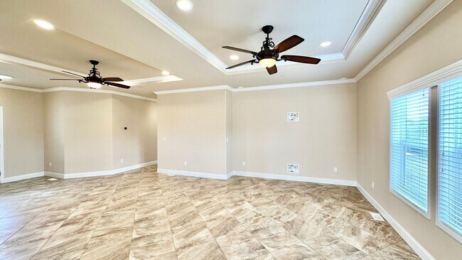 Building Photo - Stunning Single-Story with Spacious Deck, Panoramic Views, on Gated/Fenced Property!