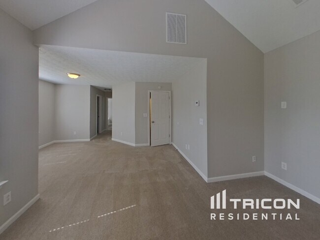 Building Photo - 4056 Northwind Dr